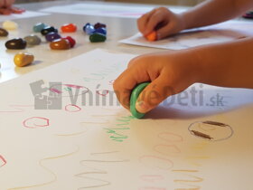 voskovky crayon rocks